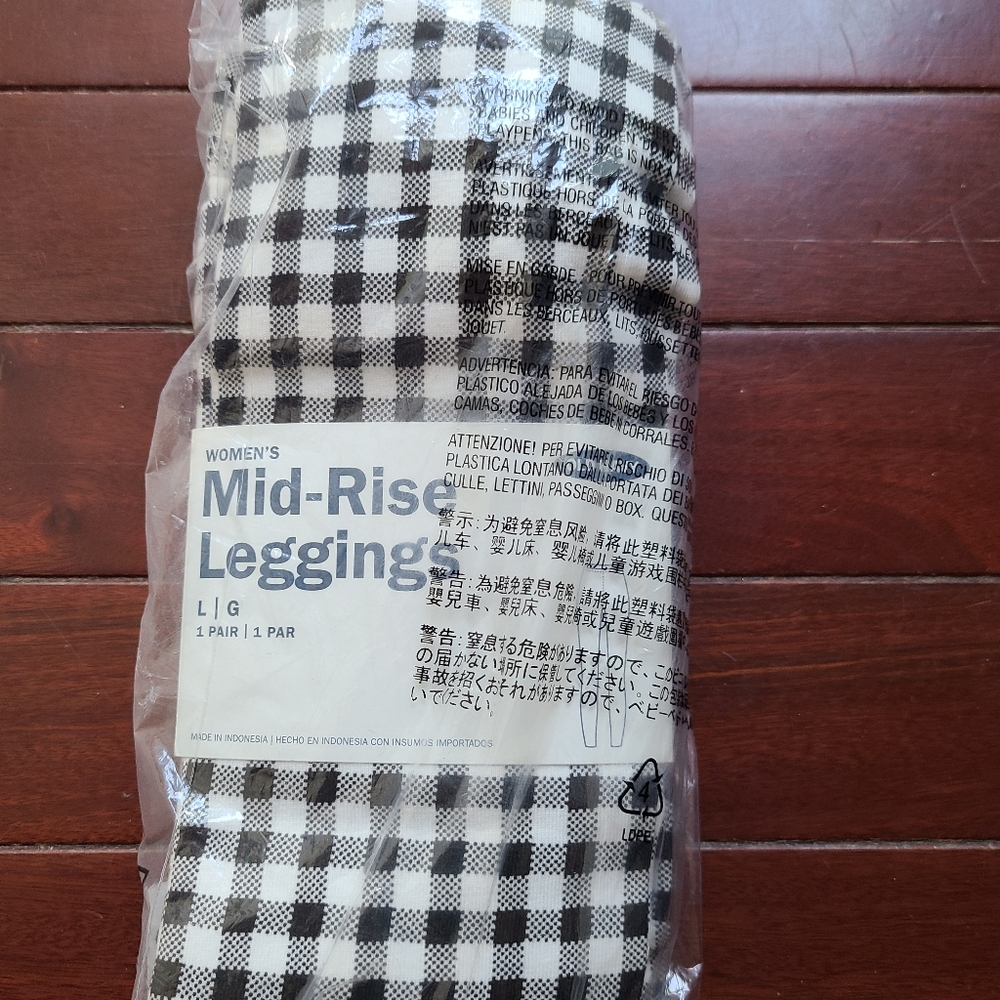 Size L Old Navy Leggings